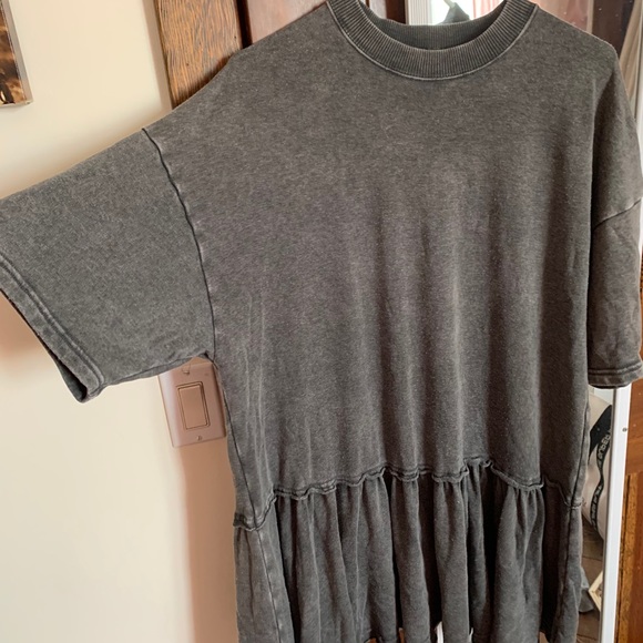 T-Shirt dress - Picture 2 of 2